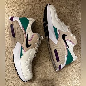 Nike airmax. Worn once.